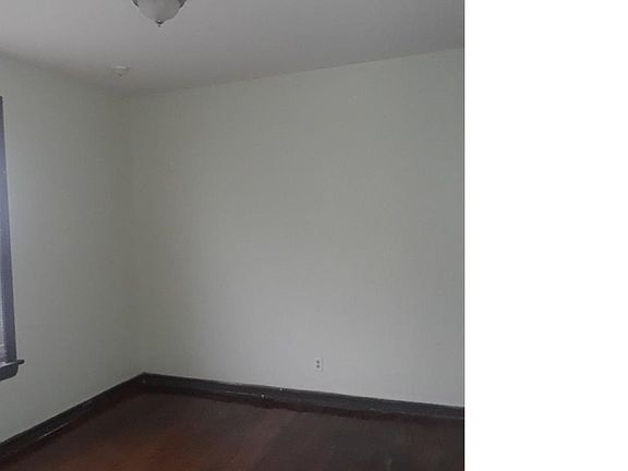 3rd image of 6214 S Eberhart Ave #2