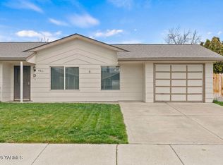 4611 W Glenmore Cir #D, Yakima, WA 98908