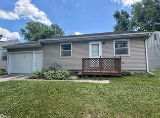 835 12th St SE, Mason City, IA 50401