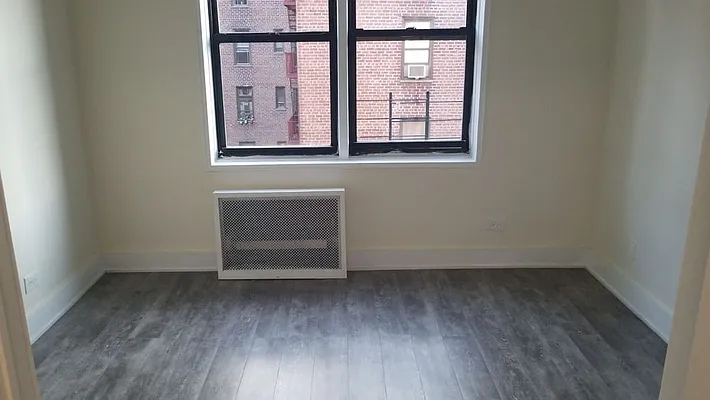 Rented by Silverstreet RE LLC | media 16