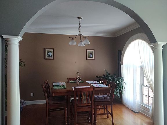 5th image of 1216 Barnsley Pl