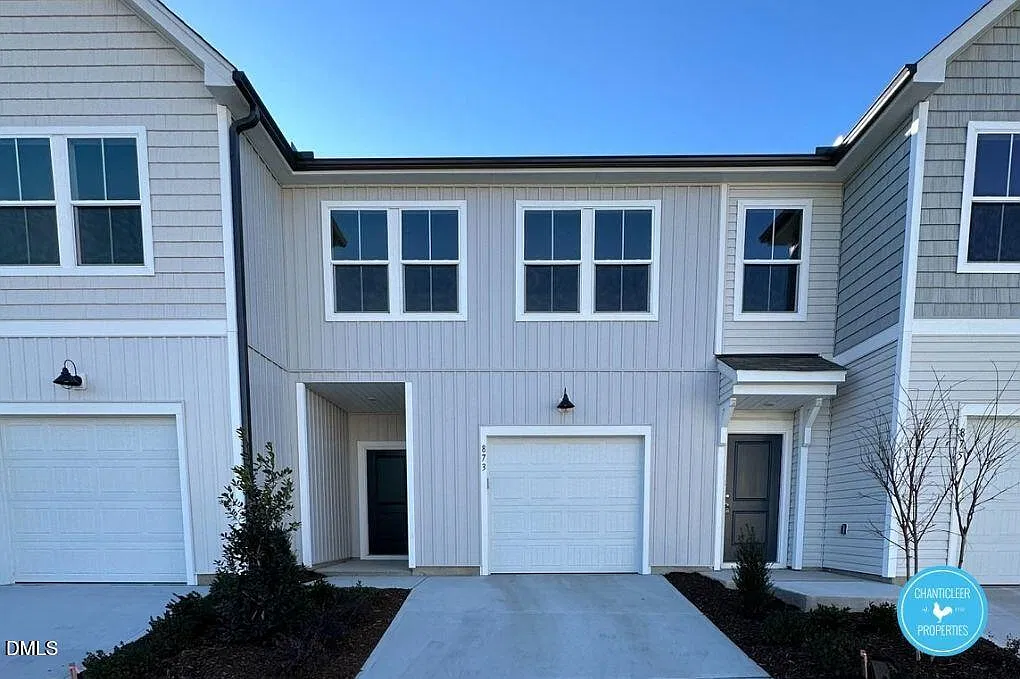 3 bed, 2.5 bath, 1548 sqft, $1,849 — Photo 2