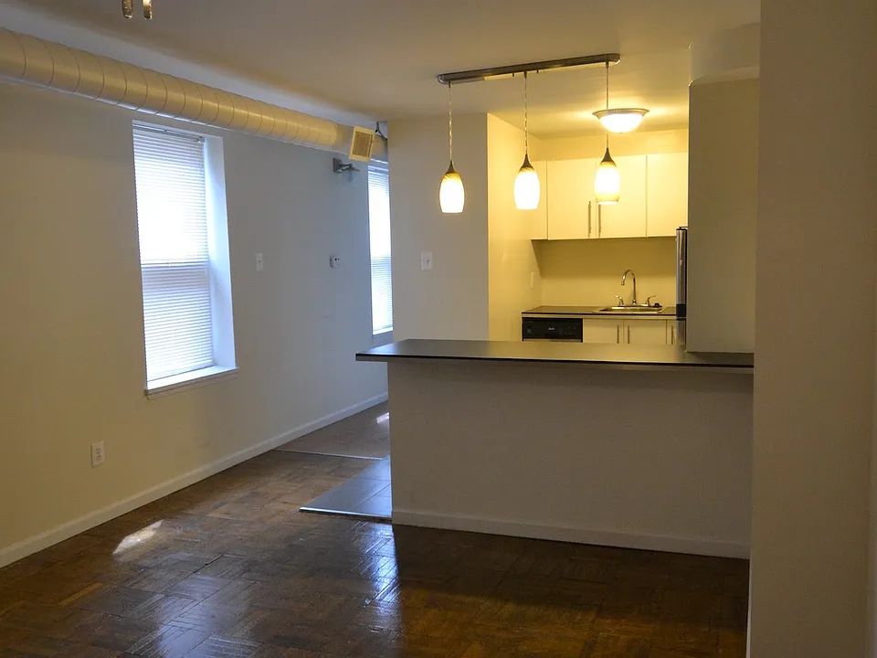 #2R: 1BR for $1595 for 9/7-10/1