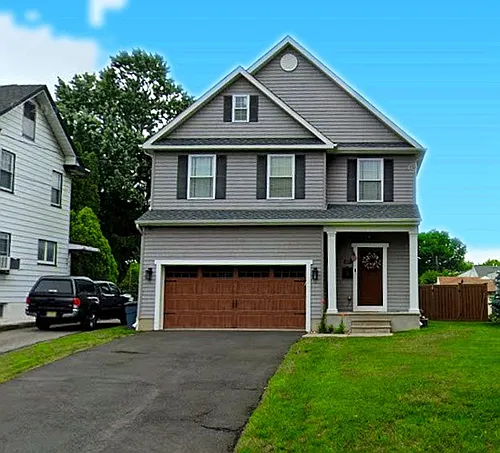 407 W Inman Ave Photo 1