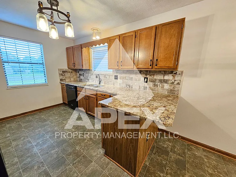 5537 Jericho Ln — Photo 9