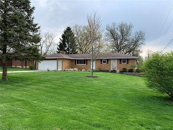 2nd image of 885 Winesap Dr