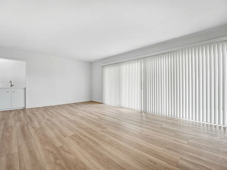 1002 12th St in Santa Monica - North of Wilshire Blvd! — Photo 8