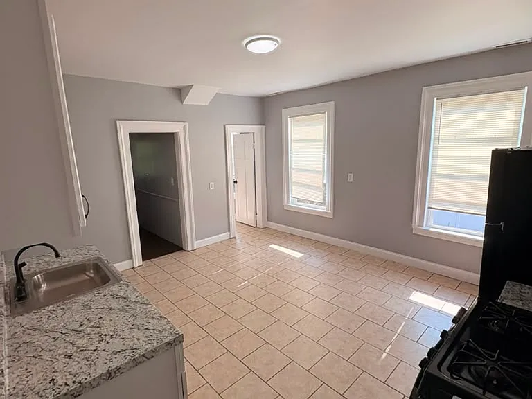 90 Rosette St #2 — Photo 9