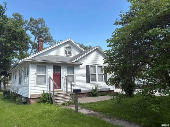 1012 N Diamond St, Jacksonville, IL 62650