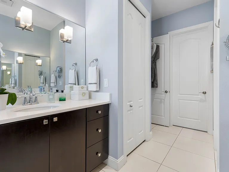 16 Marbella Ct — Photo 39