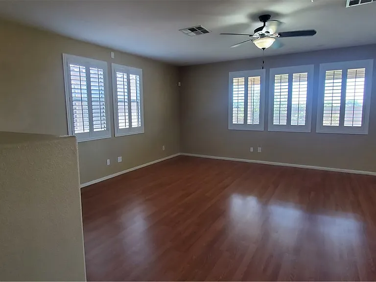 3017 Hartley Cove Ave — Photo 6
