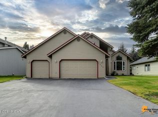 7450 Setter Dr, Anchorage, AK 99502