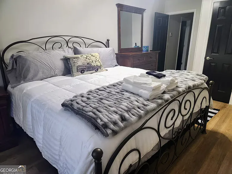 6765 Virlyn B Smith Rd — Photo 34