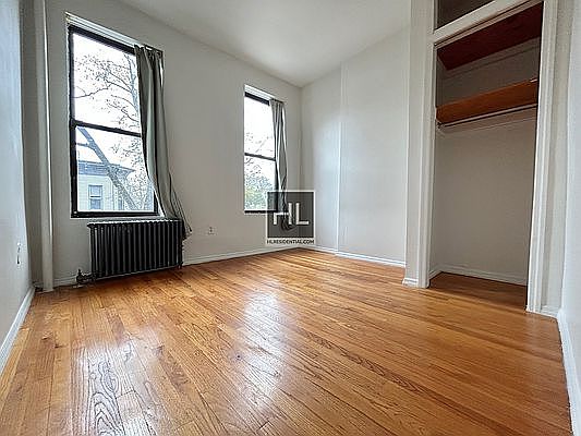 1st image of 356 22nd St #2F