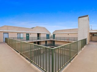 Bush Apartments, Santa Ana, CA 92706