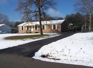 6738 Rader Ave, Cookeville, TN 38506