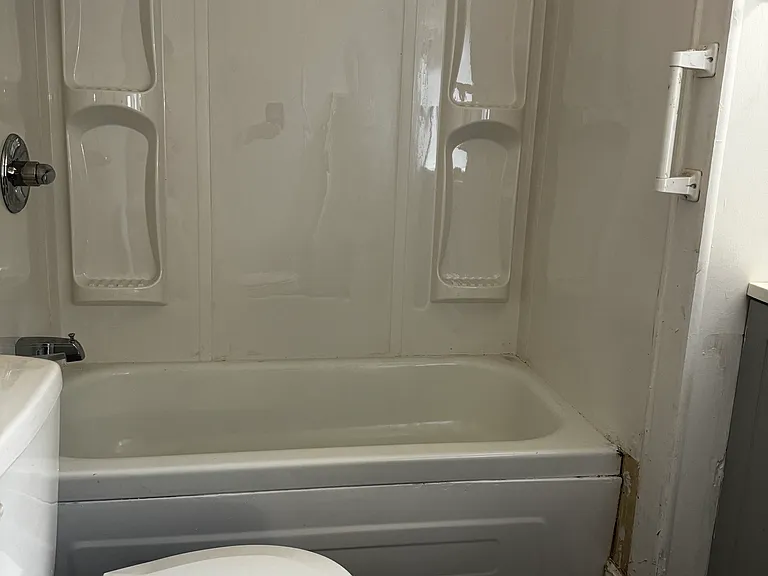 4237 Richmond Ave — Photo 8
