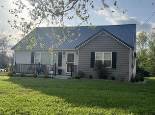 205 Main St, Russell Springs, KY 42642