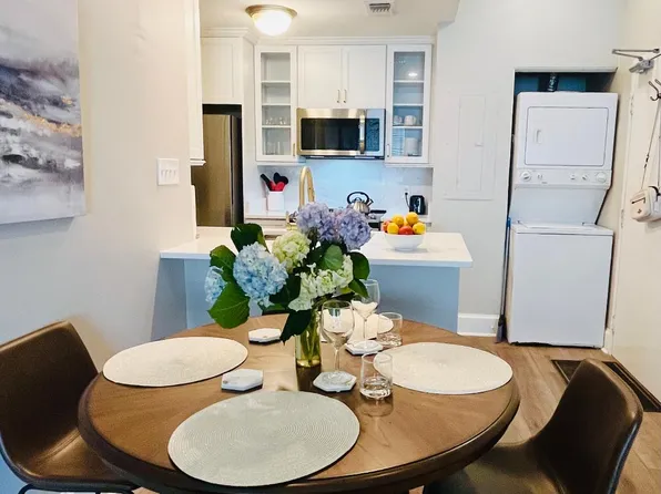 105 W Oglethorpe Ave #1, Savannah, GA 31401