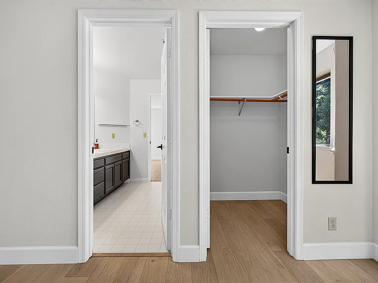 133 Madrid Way — Photo 22