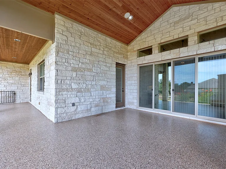900 Hawthorne Loop — Photo 40