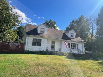 2 Lakeside Dr, Dudley, MA, 01571
