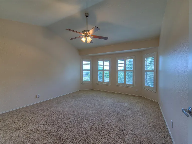 16813 Luckenwald Dr — Photo 15