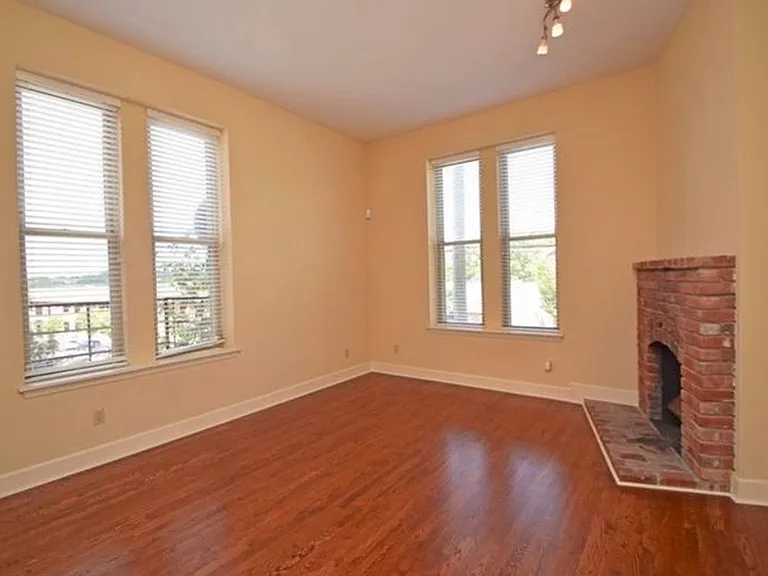 2152 Gilbert Ave #3 — Photo 5