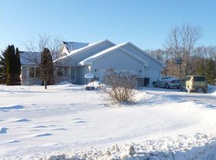 4520 222nd Ave NW, Oak Grove, MN 55303