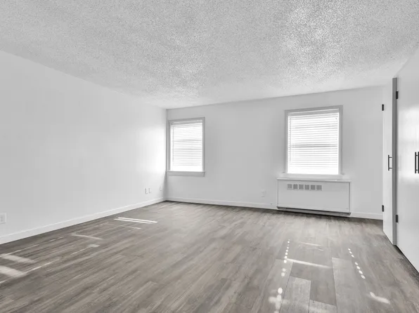 Limited-Time Spring Offer One Month Free if You Move In by 3/31!