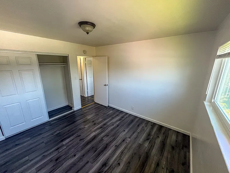 9840 Holly St #D — Photo 4