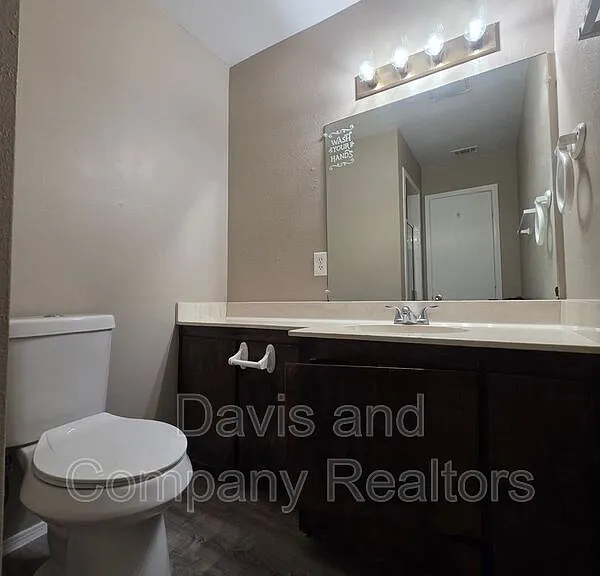 4412 Saint Andrews Dr #B — Photo 24