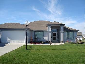 1st image of 9338 Castlewood Dr SE