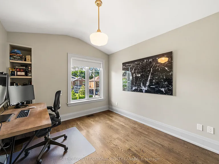 200 Donlea Dr — Photo 31