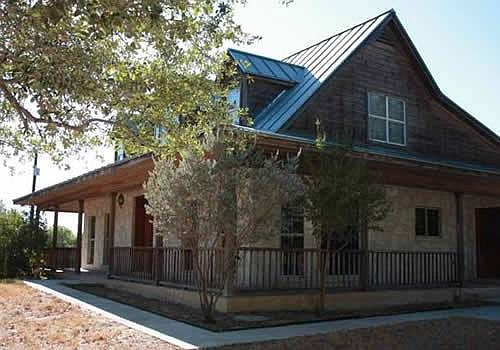 3rd image of 3750 S Loop 1604 E