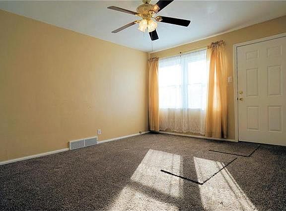 2nd image of 135 W Velma Ave