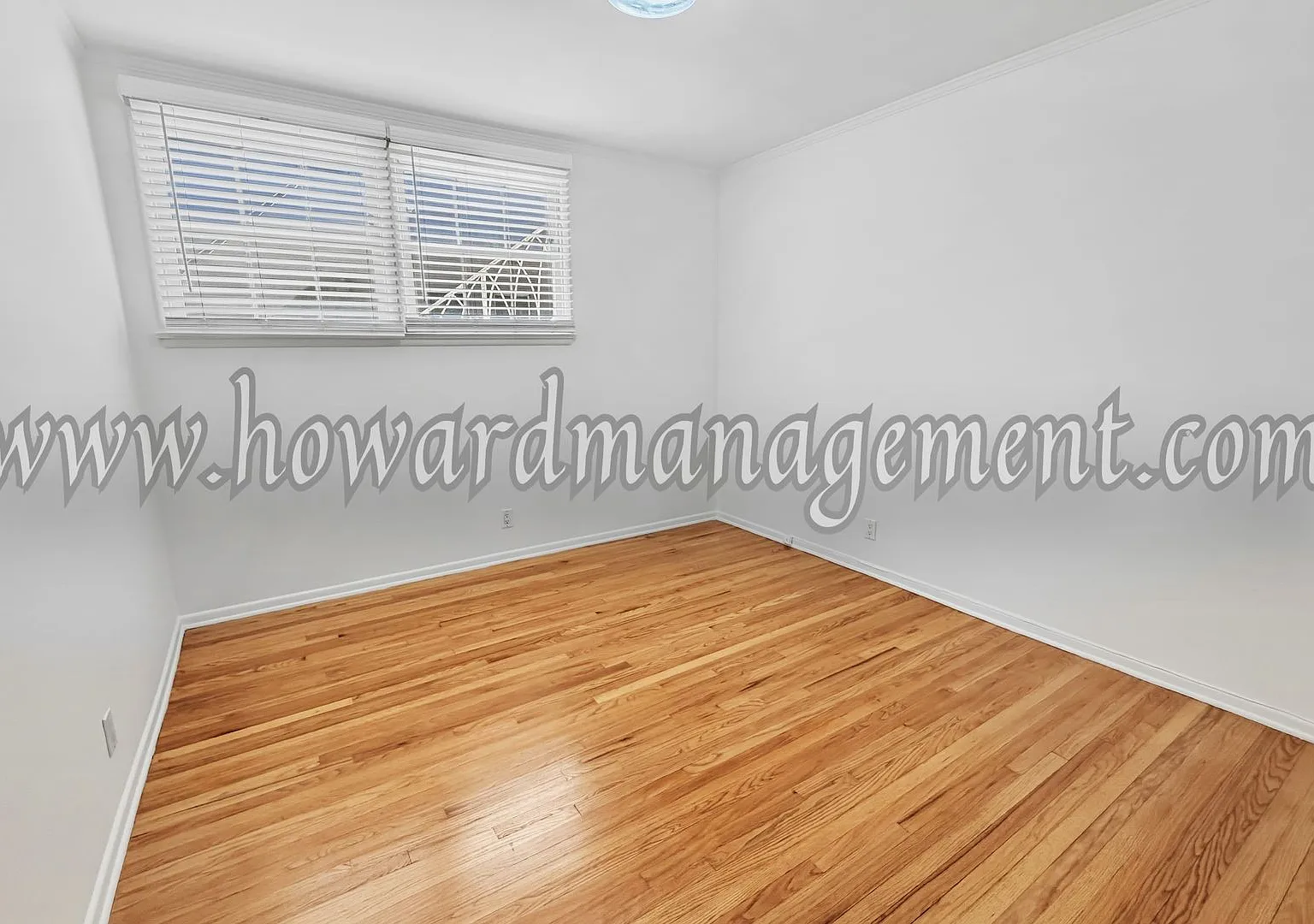 1048 Corning — Photo 2