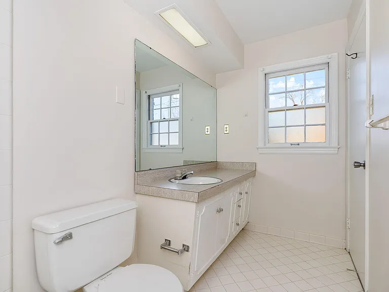 4058 Massie Ave #4 — Photo 14