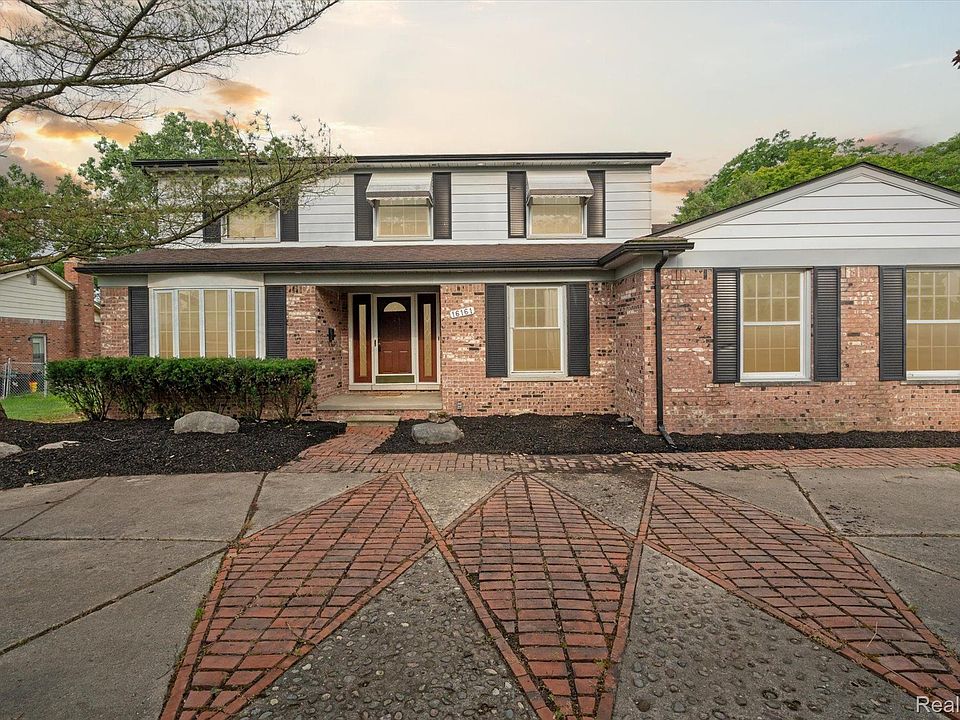 1st image of 16161 Golfview St