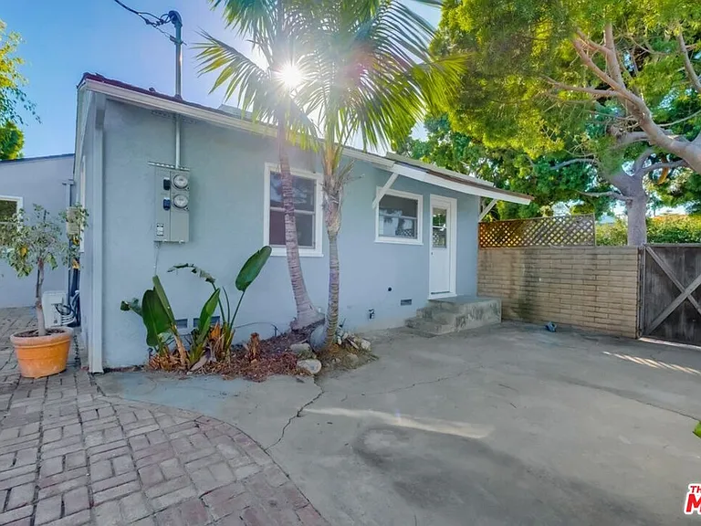 8356 Kittyhawk Ave — Photo 22