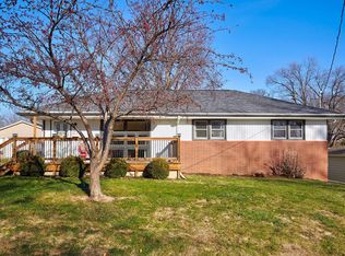 2221 Locust St, West Des Moines, IA 50265