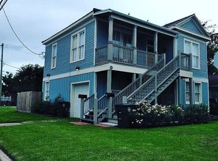 1801 Avenue M 1/2, Galveston, TX 77550