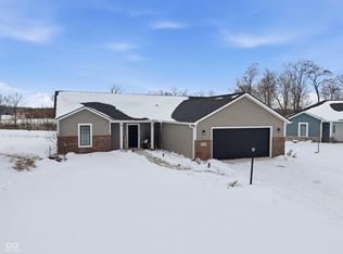 1910 Portland Cv, Huntertown, IN 46748