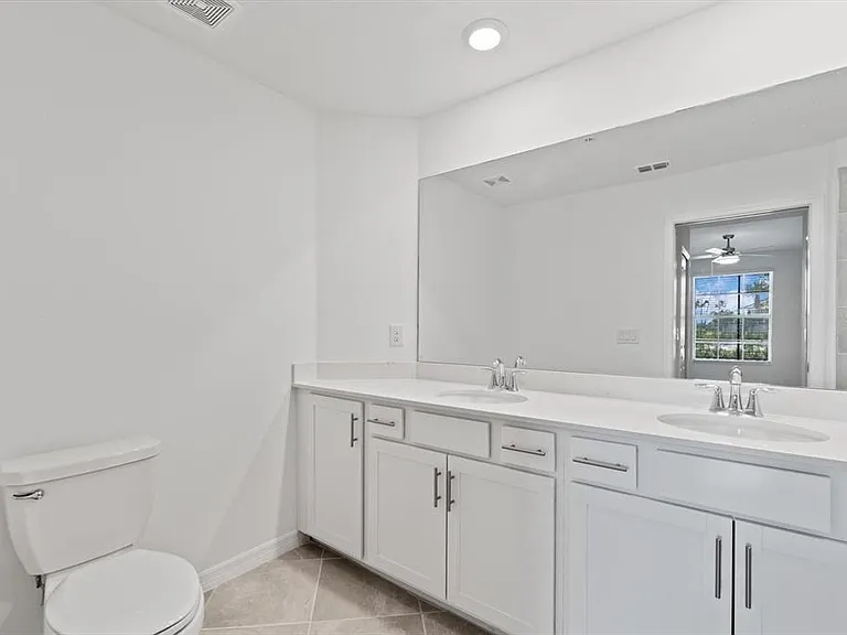 12440 Wellen Golf St #104 — Photo 23