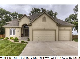 4404 NE 105th St, Kansas City, MO 64156