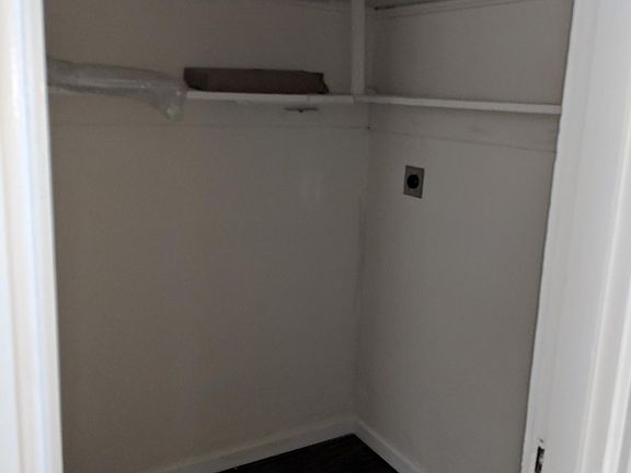 3rd image of 4159 Castleman Ave