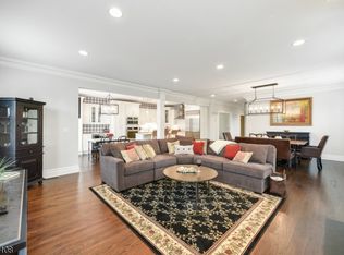 304 Monroe Ct, Whippany, NJ 07981