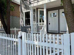 17 Cameron Ave #17, Cambridge, MA 02140