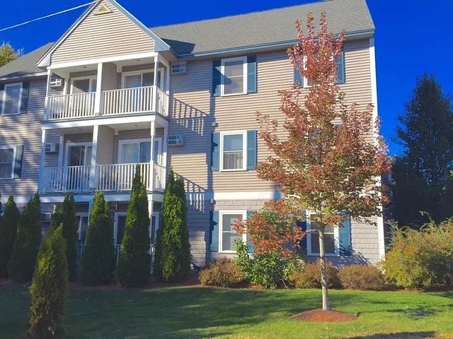 175 Eastern Ave #103 — Photo 4