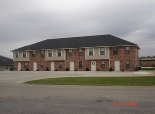 598 SE 105th Rd APT L, Warrensburg, MO 64093